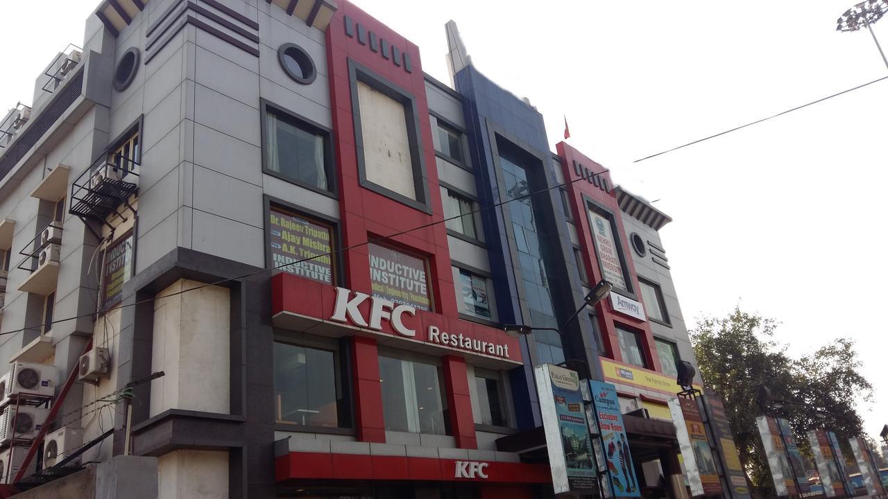 Oyo 905 Galaxy View Hotel Allāhābād Junction Exterior foto